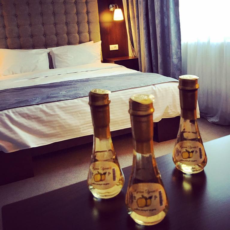 Luxury Rooms Luca And Deluca ベオグラード エクステリア 写真